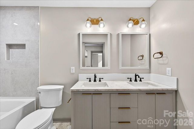 2321 Oberwood Drive, Charlotte, NC 28270