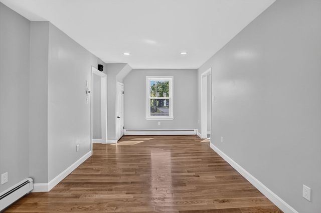55 Grant St, Dracut, MA 01826