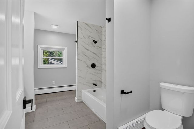 55 Grant St, Dracut, MA 01826