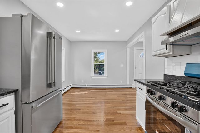 55 Grant St, Dracut, MA 01826