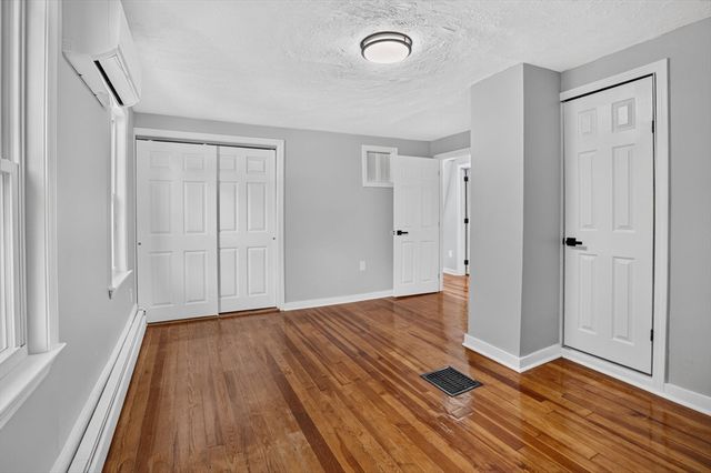 55 Grant St, Dracut, MA 01826
