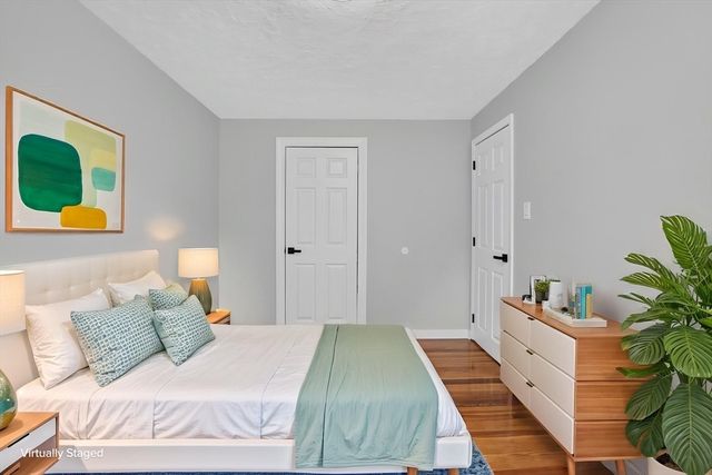 55 Grant St, Dracut, MA 01826