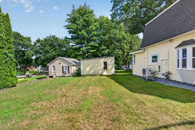 55 Grant St, Dracut, MA 01826