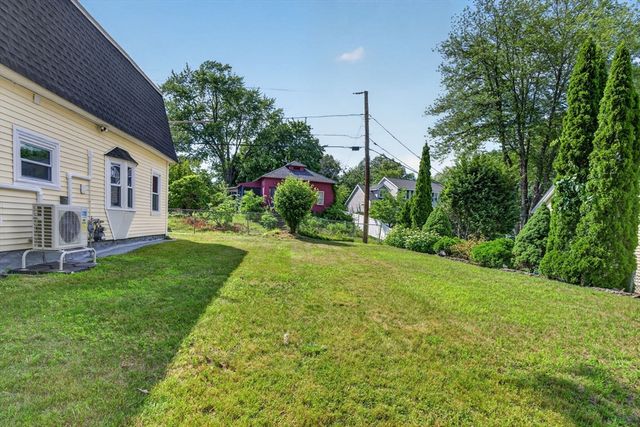 55 Grant St, Dracut, MA 01826
