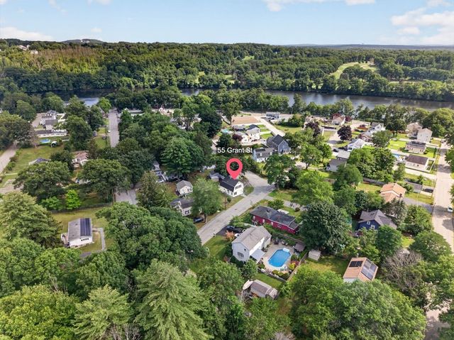 55 Grant St, Dracut, MA 01826