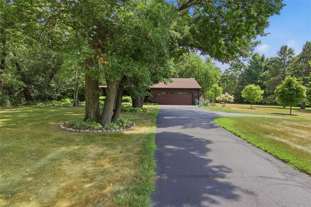 S7475 Homestead Road, Eau Claire, WI 54701