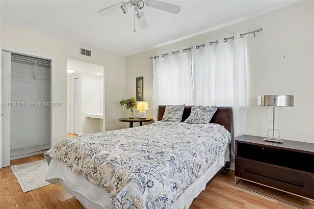 1000 Hillcrest Ct 215, Hollywood, FL 33021