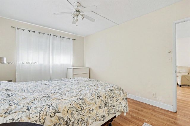 1000 Hillcrest Ct 215, Hollywood, FL 33021