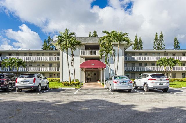 1000 Hillcrest Ct 215, Hollywood, FL 33021