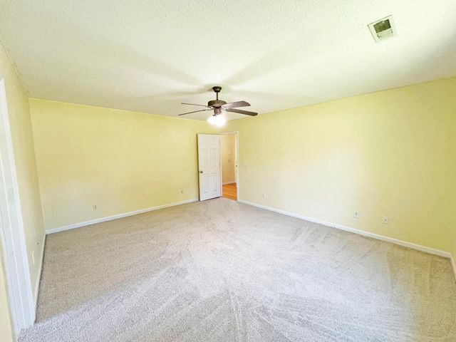 1470 Loblolly Drive, Manning, SC 29102