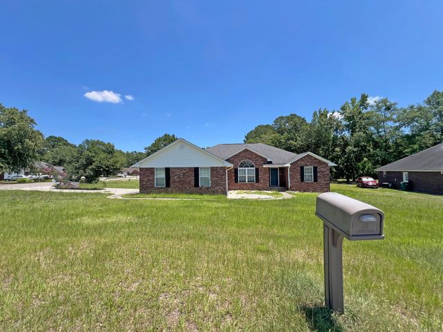 1470 Loblolly Drive, Manning, SC 29102