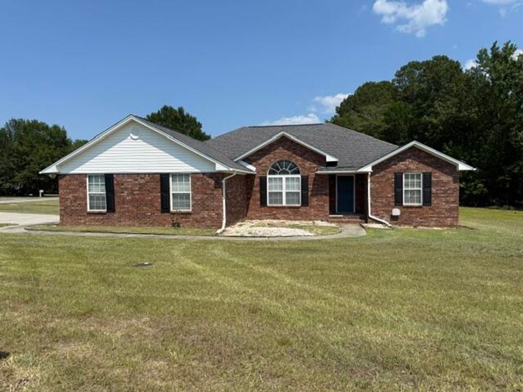 1470 Loblolly Drive, Manning, SC 29102