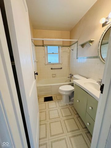 4613 Young Avenue, Indianapolis, IN 46201