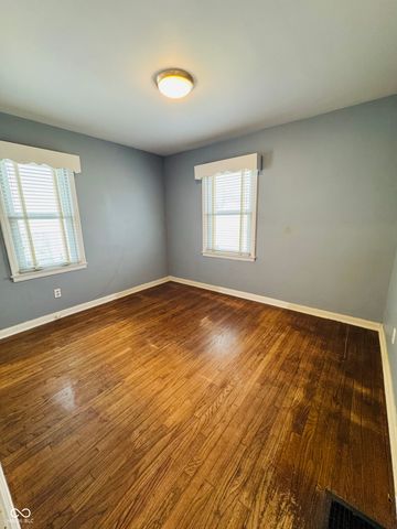 4613 Young Avenue, Indianapolis, IN 46201