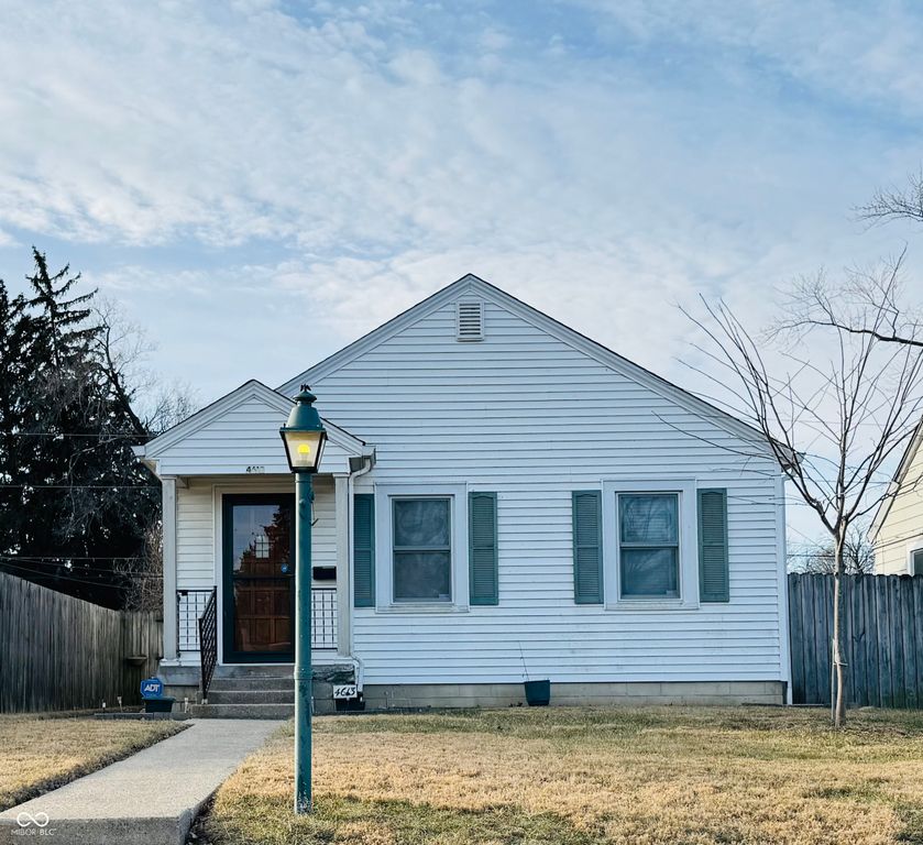 4613 Young Avenue, Indianapolis, IN 46201