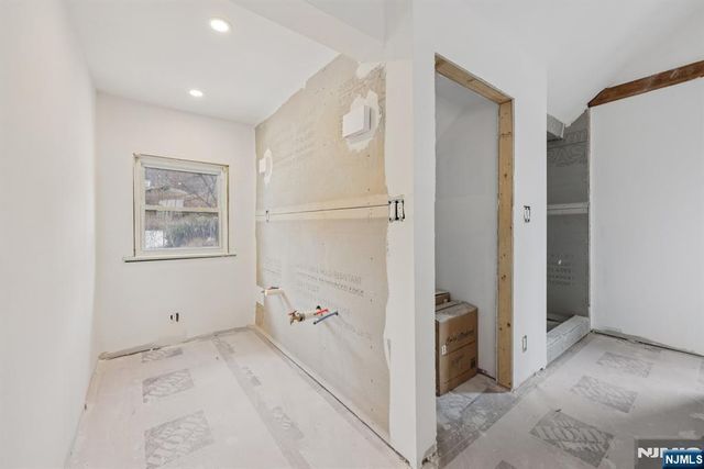 55 Roosevelt Avenue, West Orange, NJ 07052