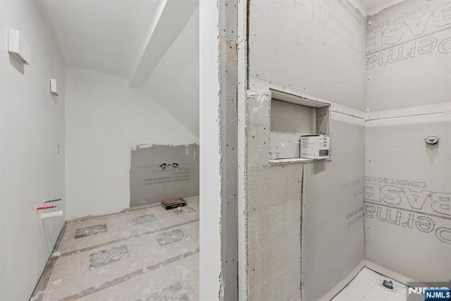 55 Roosevelt Avenue, West Orange, NJ 07052