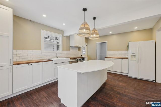 55 Roosevelt Avenue, West Orange, NJ 07052