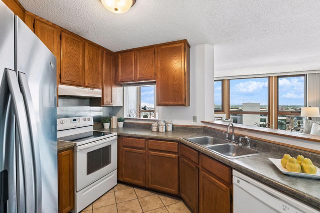 433 S 7th Street 2020, Minneapolis, MN 55415