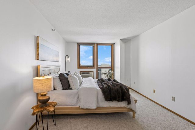 433 S 7th Street 2020, Minneapolis, MN 55415