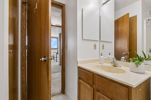433 S 7th Street 2020, Minneapolis, MN 55415