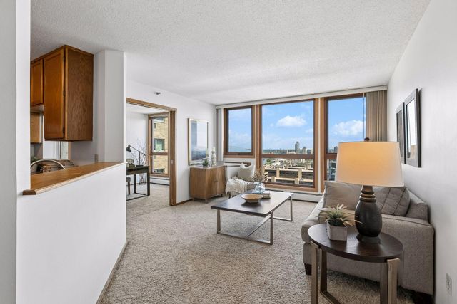 433 S 7th Street 2020, Minneapolis, MN 55415