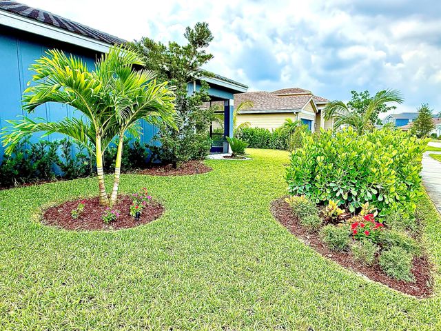 17238 Tawny Owl Trail, The Acreage, FL 33470