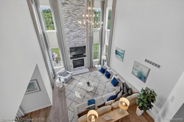 47711 Dunhill Court, Northville, MI 48167
