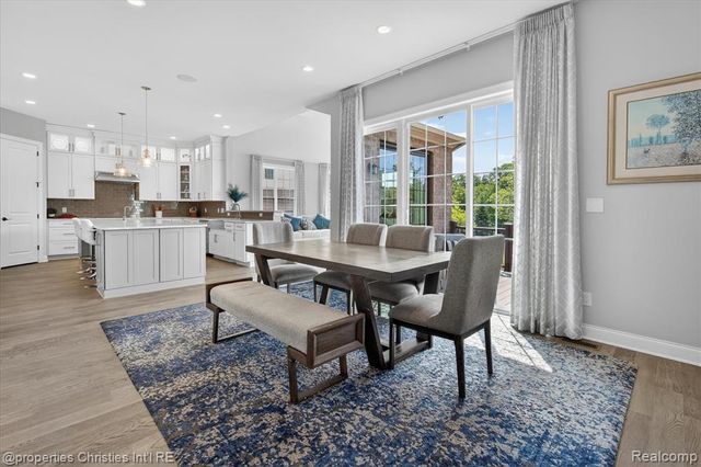 47711 Dunhill Court, Northville, MI 48167