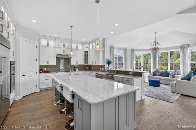 47711 Dunhill Court, Northville, MI 48167