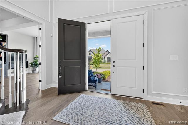47711 Dunhill Court, Northville, MI 48167