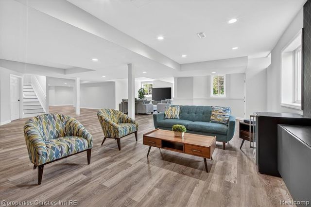 47711 Dunhill Court, Northville, MI 48167