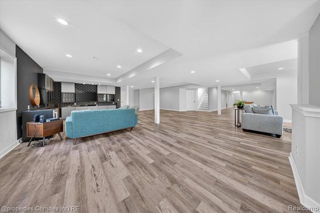 47711 Dunhill Court, Northville, MI 48167