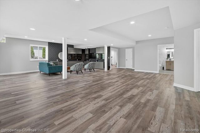 47711 Dunhill Court, Northville, MI 48167