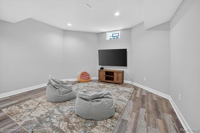 47711 Dunhill Court, Northville, MI 48167