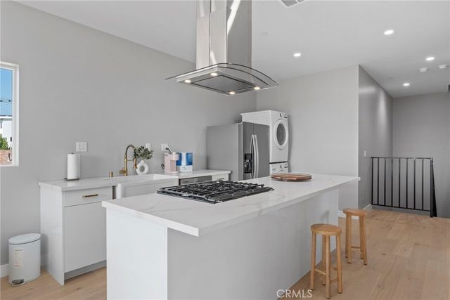 315 N Normandie, Los Angeles, CA 90004