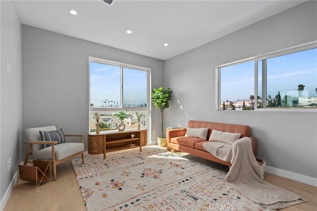 315 N Normandie, Los Angeles, CA 90004