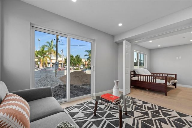315 N Normandie, Los Angeles, CA 90004
