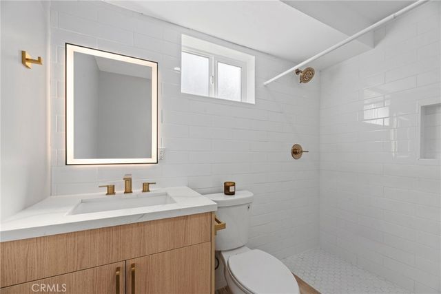 315 N Normandie, Los Angeles, CA 90004