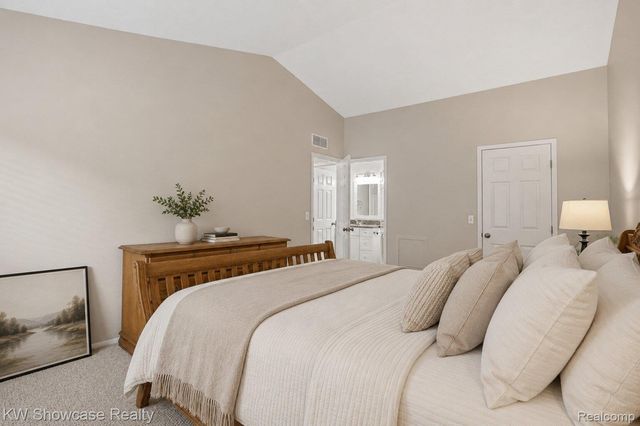 1499 Mariner Drive, Walled Lake, MI 48390