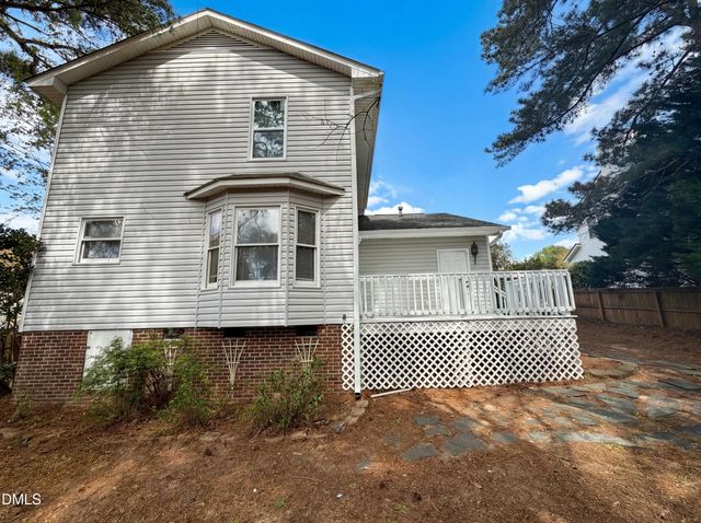 3516 Gables Drive, Fayetteville, NC 28311