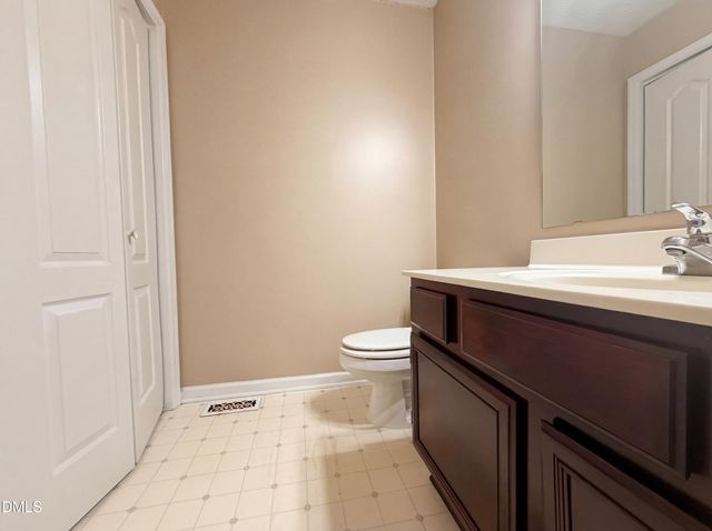 3516 Gables Drive, Fayetteville, NC 28311