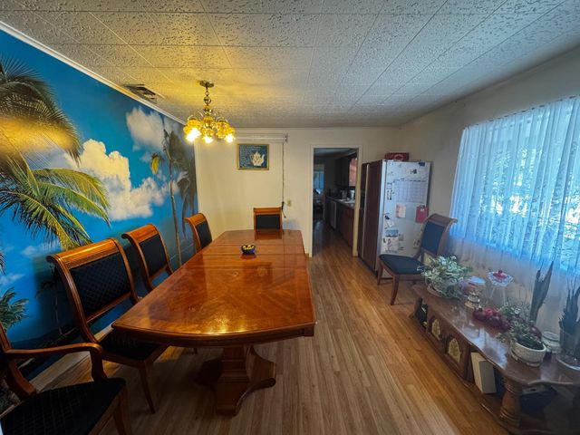 1832 G St, Rio Linda, CA 95673