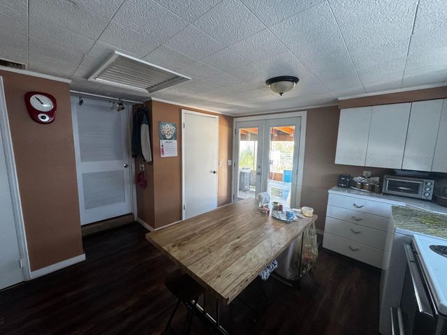 1832 G St, Rio Linda, CA 95673