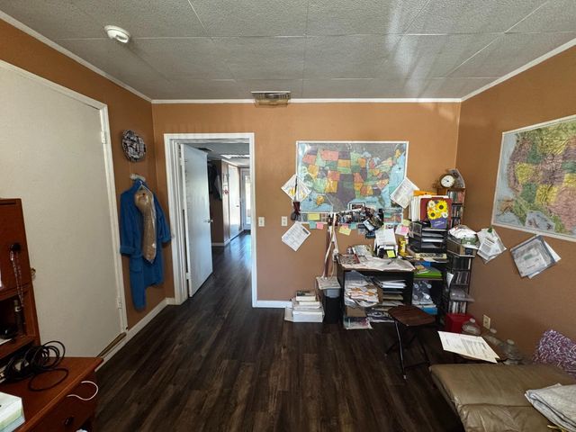 1832 G St, Rio Linda, CA 95673