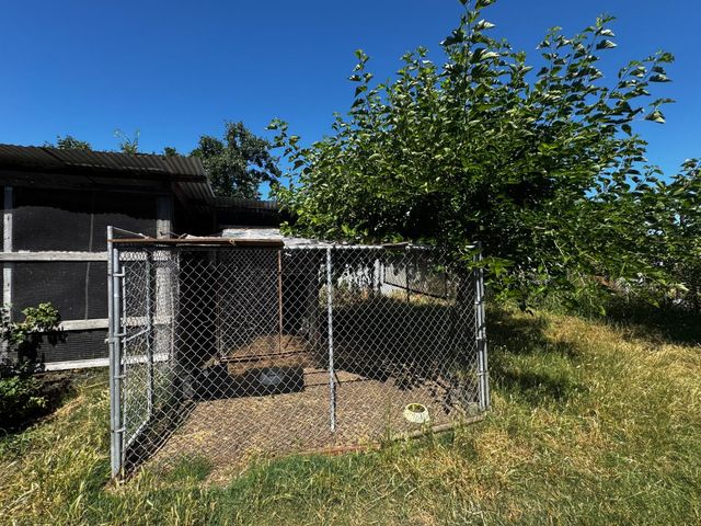 1832 G St, Rio Linda, CA 95673
