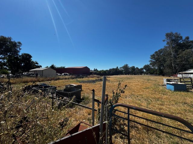 1832 G St, Rio Linda, CA 95673