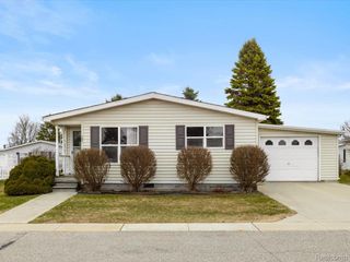4333 24th #187 Avenue, Fort Gratiot Charter Township, MI 48059