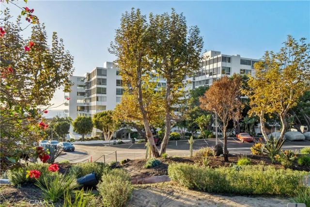 17350 W Sunset Boulevard 202, Pacific Palisades, CA 90272