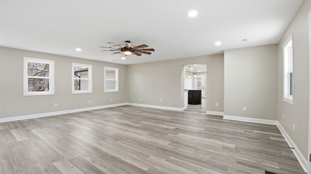 125 Old Shelbyville Hwy, Tullahoma, TN 37388
